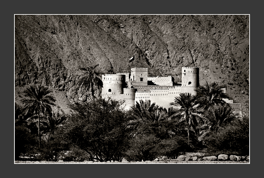 Nakhal-Castle-toned-No2