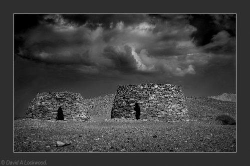 Tombs near Bat No2 Tombs near Bat No2
